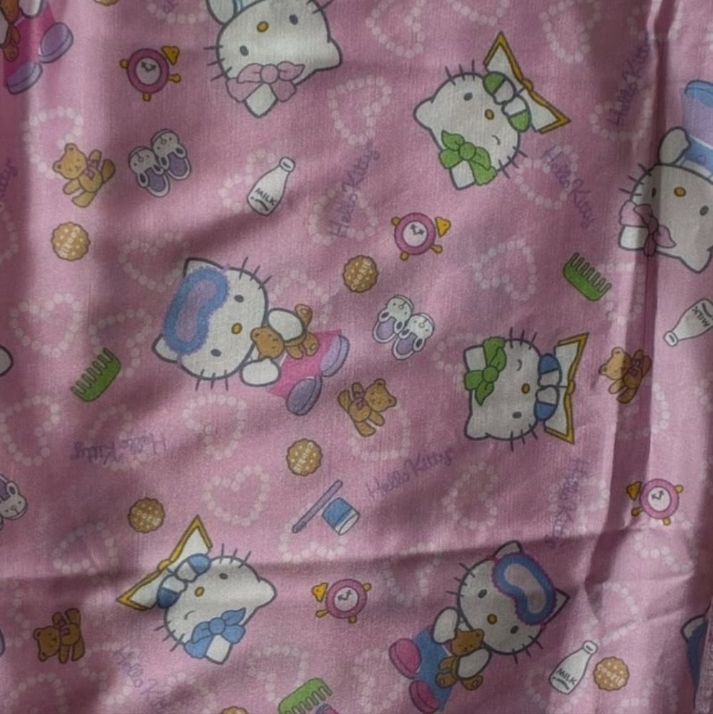 ISO hello Kitty Slumber Party Fabric (Do Not Buy)